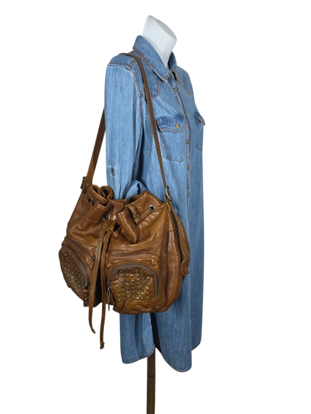 FRYE BROOKE STUDDED DRAWSTRING LEATHER BAG